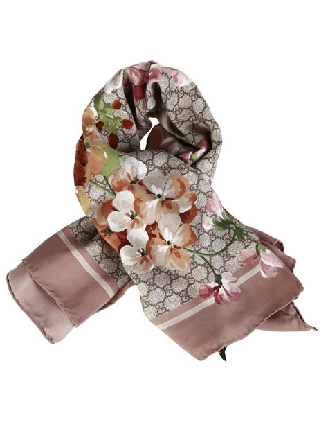 gucci bloom scarf with mauve border